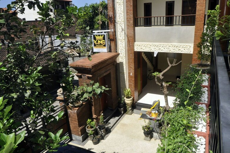 Hotel Kings House Kesari