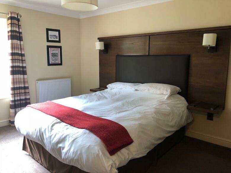 Hotel Usk And Railway Inn