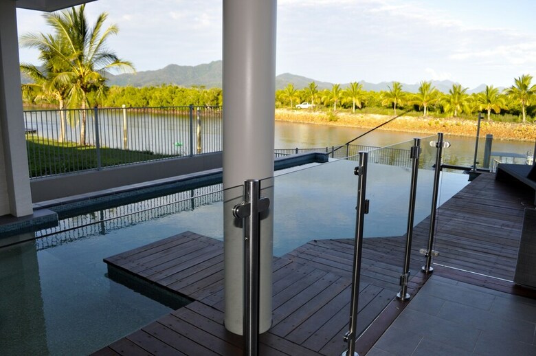 Hinchinbrook Holiday Apartments
