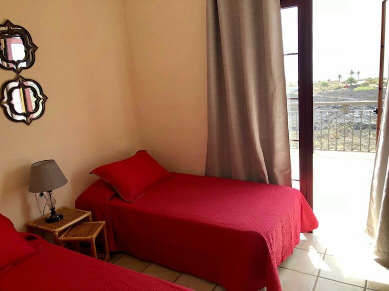 Apartamentos Cueva De Las Palomas