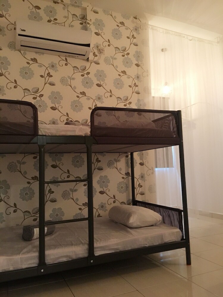 Apartamentos G5 Duta Impian