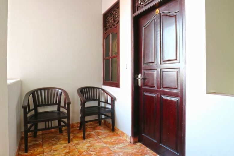 Hotel Bangsal Homestay