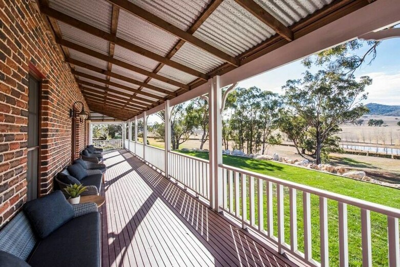 Peppertree Hill Luxury Farm Accomodation