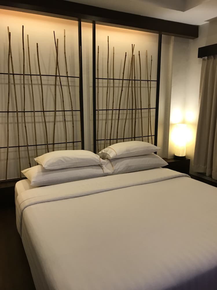 Hotel Bamboo House Phuket