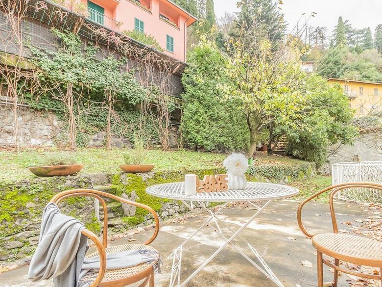 Varenna Garden Apartment