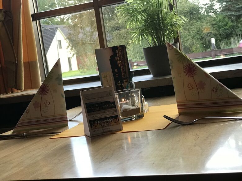 Hotel Zwei Linden - Links Der Elbe
