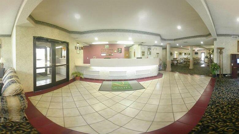 Hotel Quality Inn & Suites