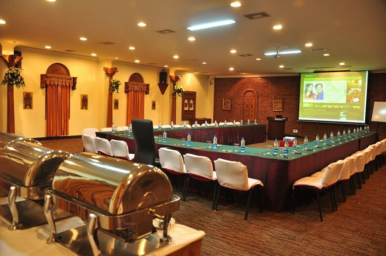 Hotel Aalankrita Resort And Convention