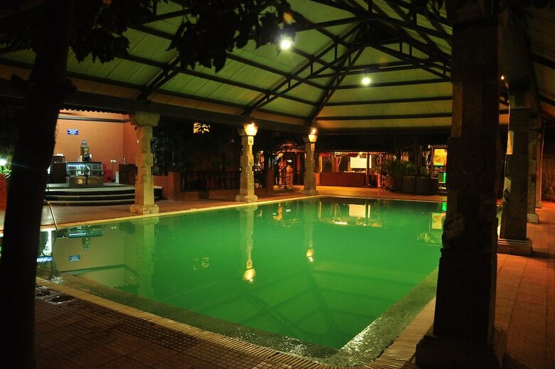 Hotel Aalankrita Resort And Convention