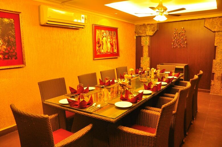Hotel Aalankrita Resort And Convention