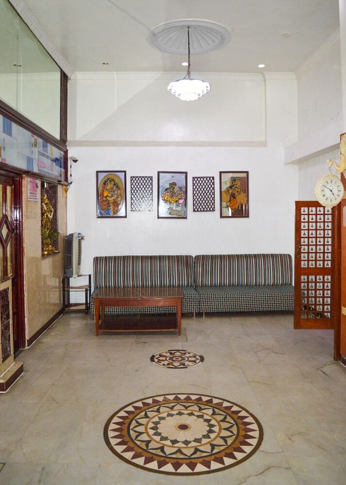 Hotel Mallika Residency