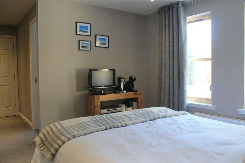 Bed & Breakfast Burnroy House