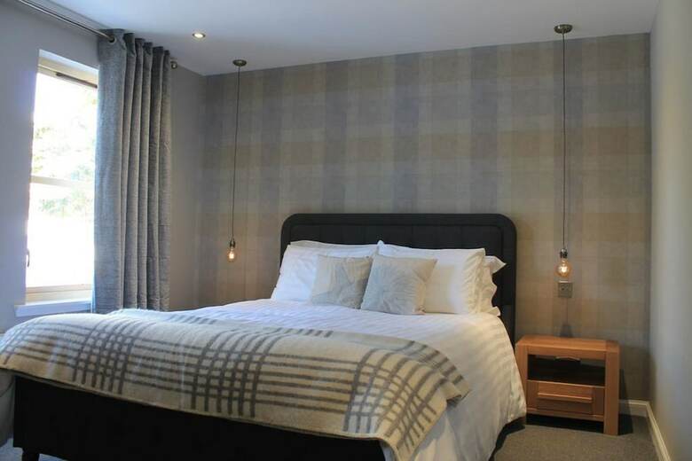 Bed & Breakfast Burnroy House