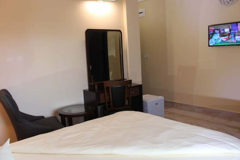 Safyad Hotel