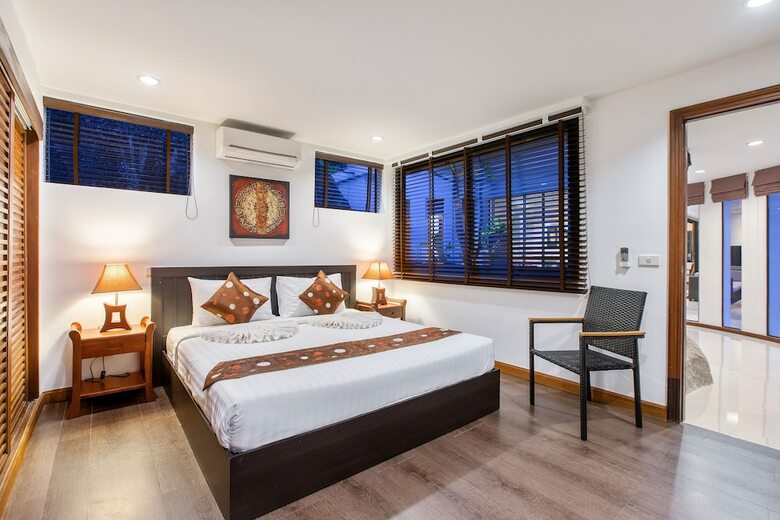 Sunny Banks Villa