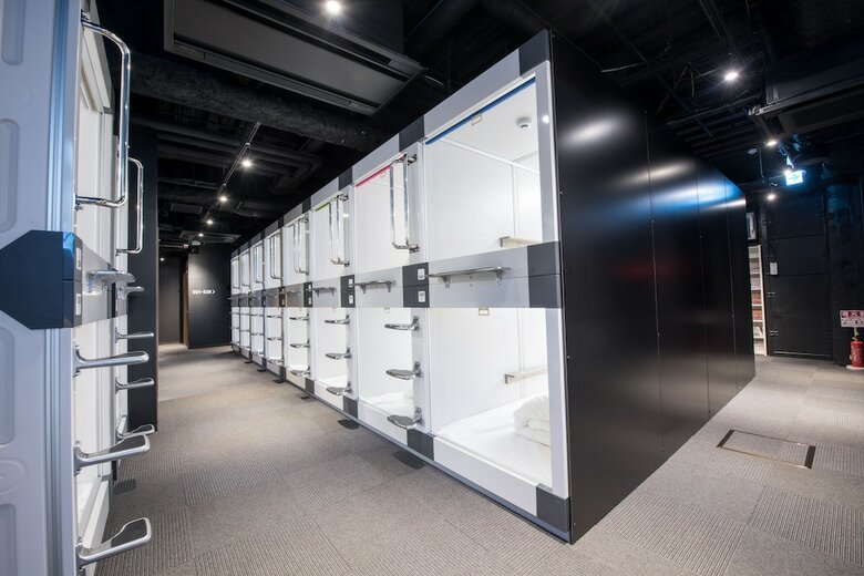 Capsule Hotel Transit Shinjuku