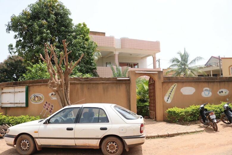 Hotel Residence Yipene