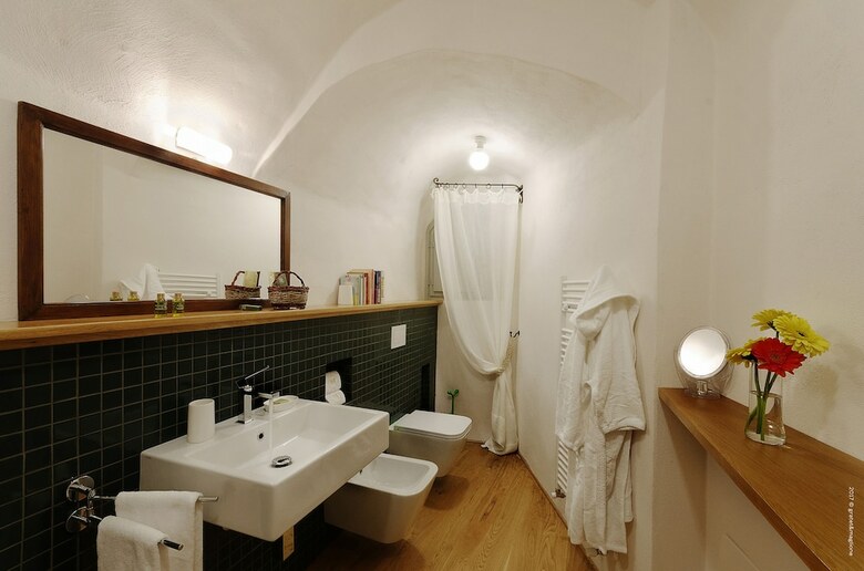 Hotel Castello Di Postignano Relais