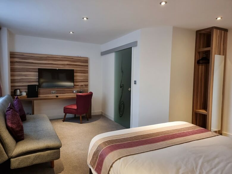 Escape Hotel