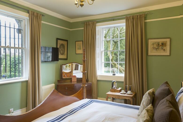 Bed & Breakfast Grosvenor Villa