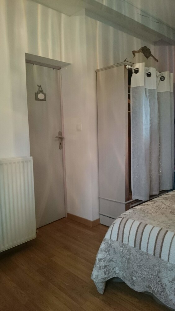 Hotel Le Bois Des Fr�nes