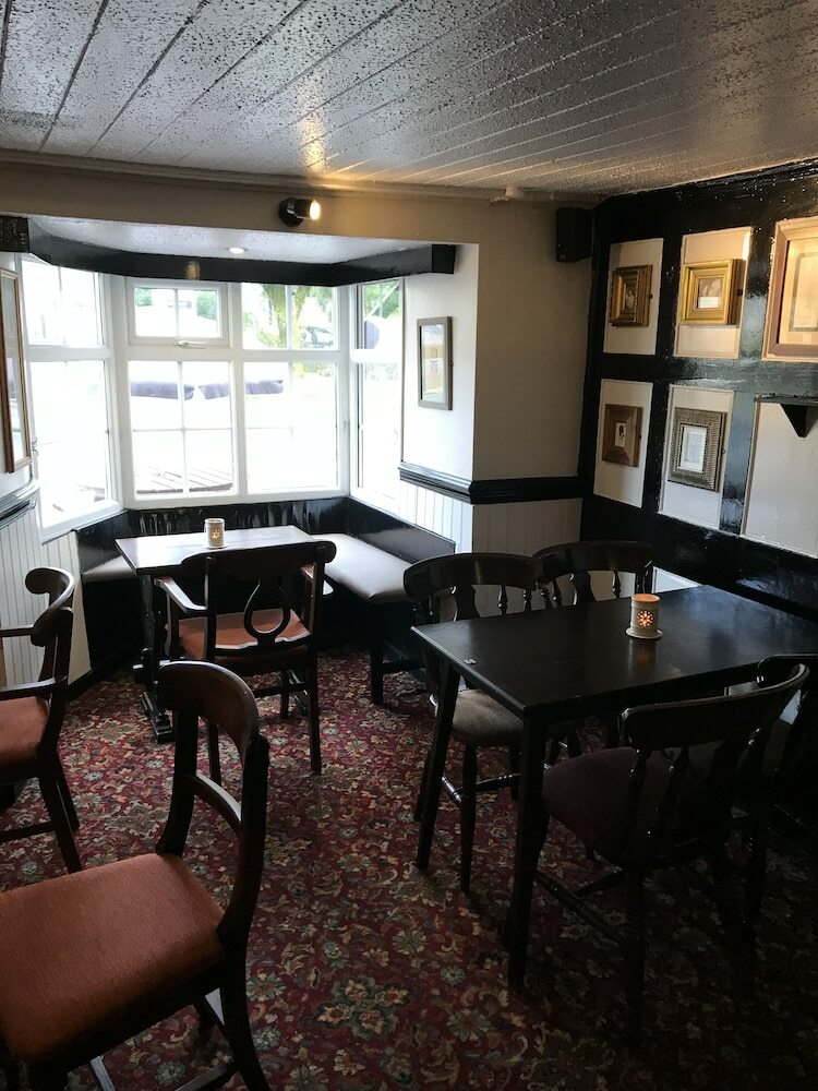 Hotel Cross Keys Inn