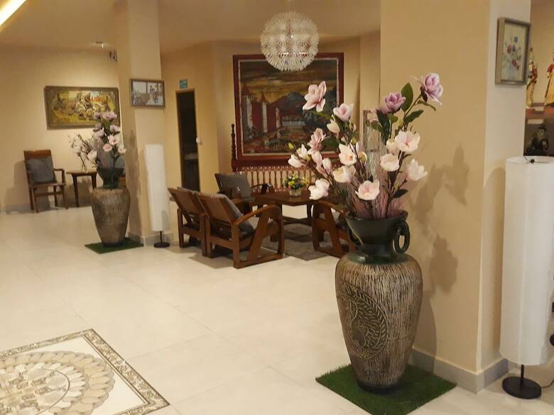 Hotel New Sorot House