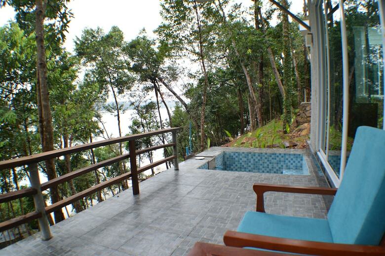 Hotel Pearl Resort