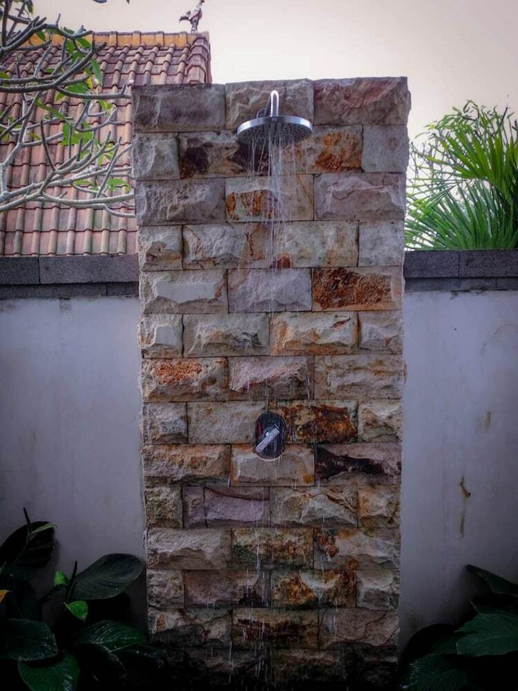 Hotel Sridhana House