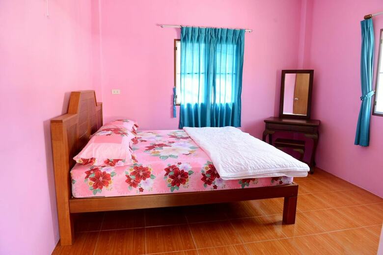 Hotel New Sunrise Village Maenam Beach