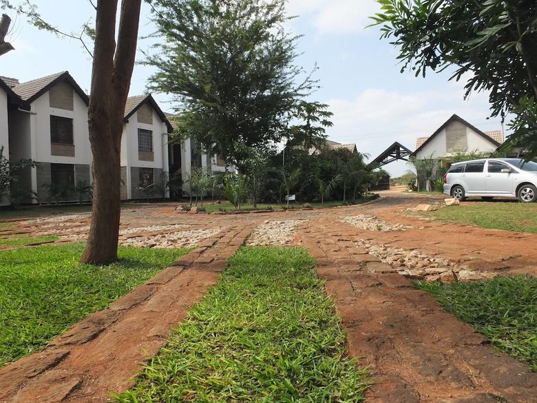 Bed & Breakfast Afrika Lodges - Voi