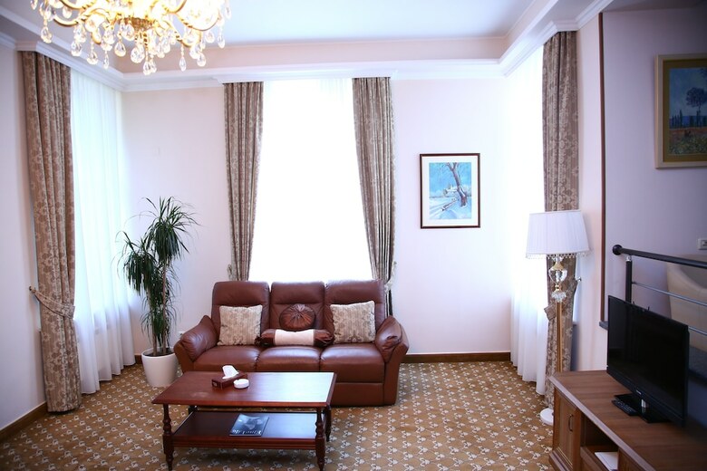 Hotel Multi Rest House