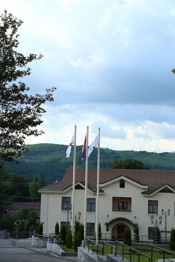 Hotel Multi Rest House