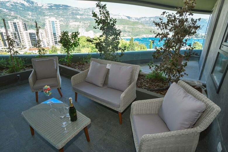 Aparthotel Royal Gardens Apartments