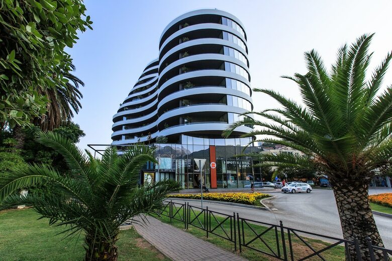 Aparthotel Royal Gardens Apartments