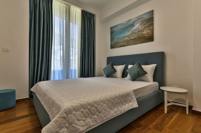 Aparthotel Royal Gardens Apartments