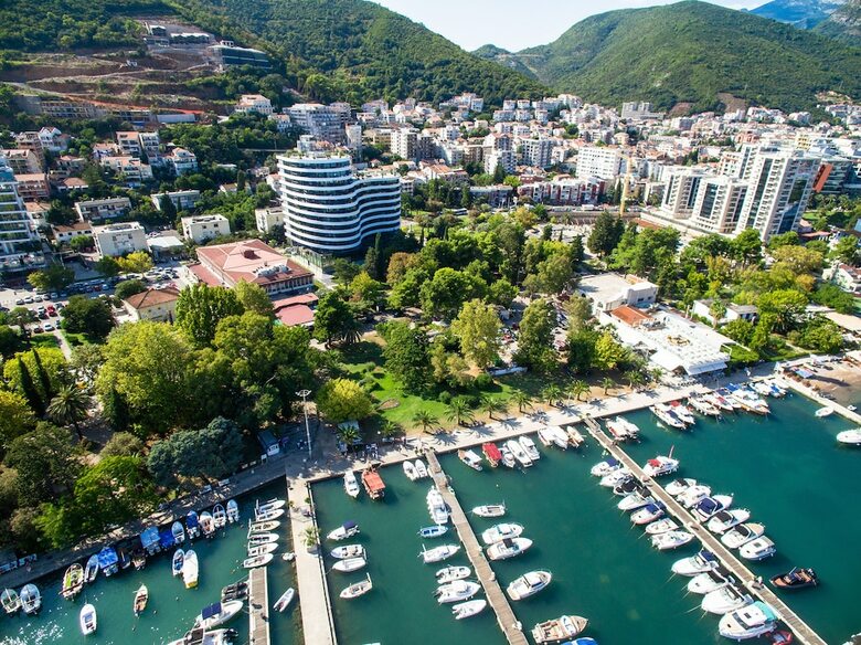 Aparthotel Royal Gardens Apartments