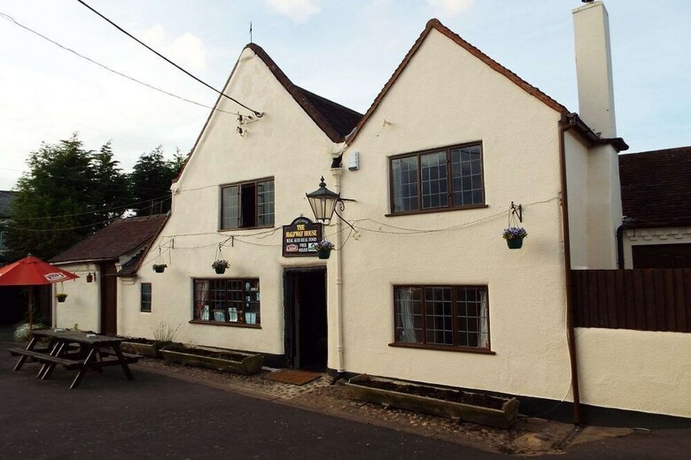 Posada The Halfway House Inn