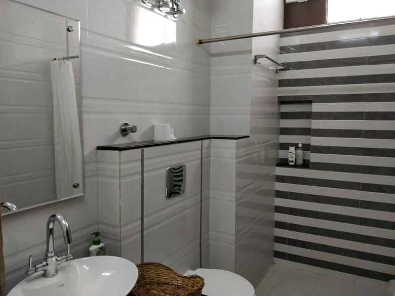Bed & Breakfast All Seasons Homestay