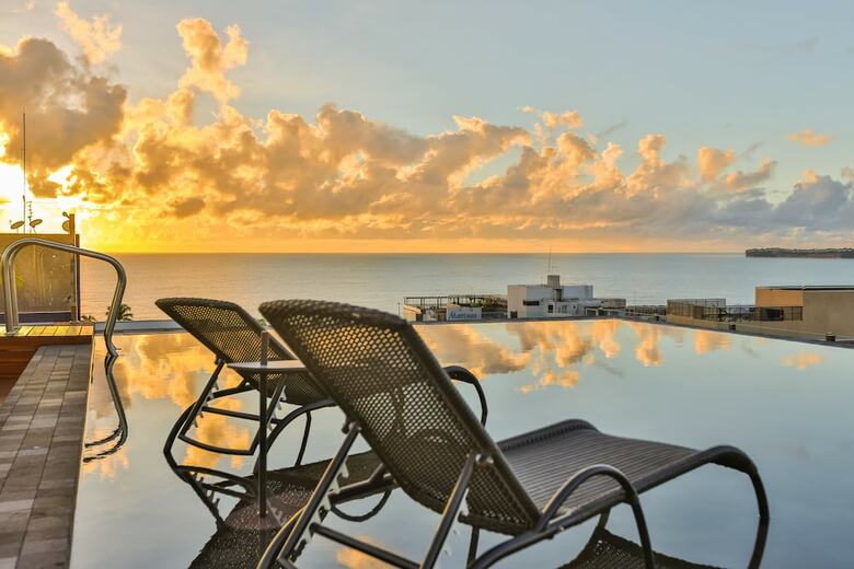 Hotel Quality Su�tes Jo�o Pessoa