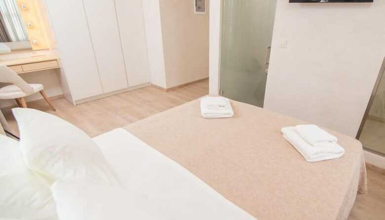 Hotel Panellinion Luxury Rooms