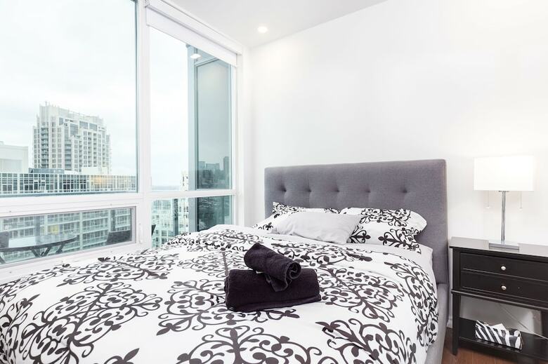 Apartamentos Penthouse With Cn Tower View