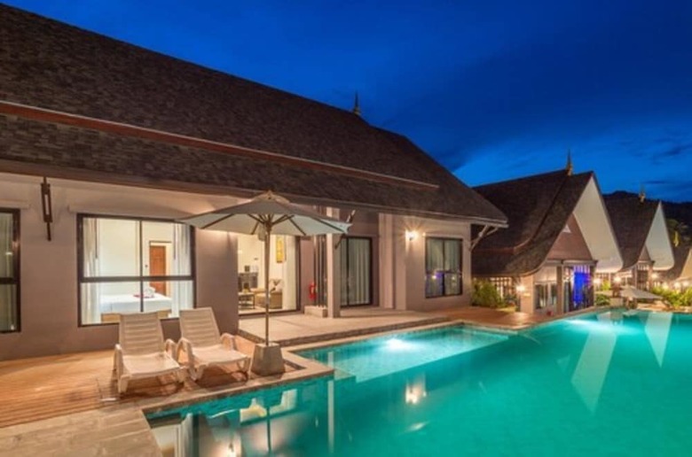 Hotel The Scene Cliff View Villas