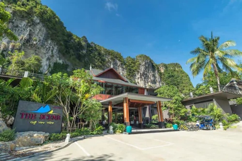 Hotel The Scene Cliff View Villas
