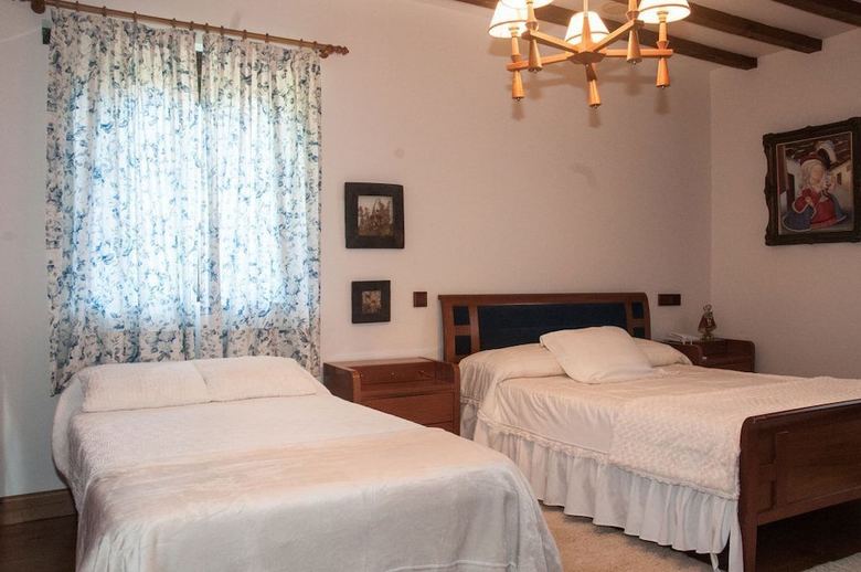 Luxury Villa Esmeralda