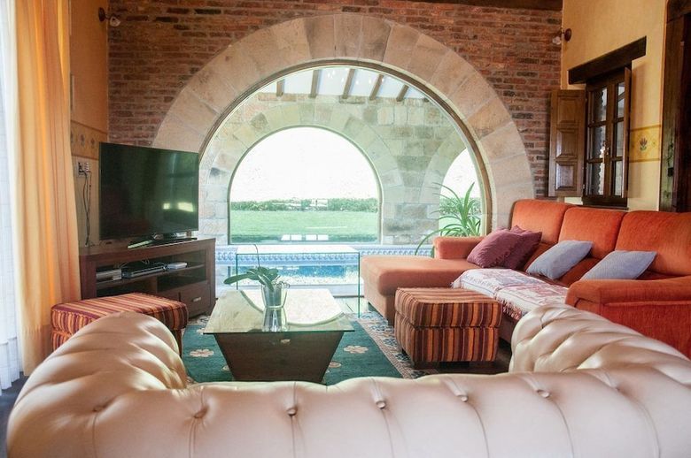 Luxury Villa Esmeralda