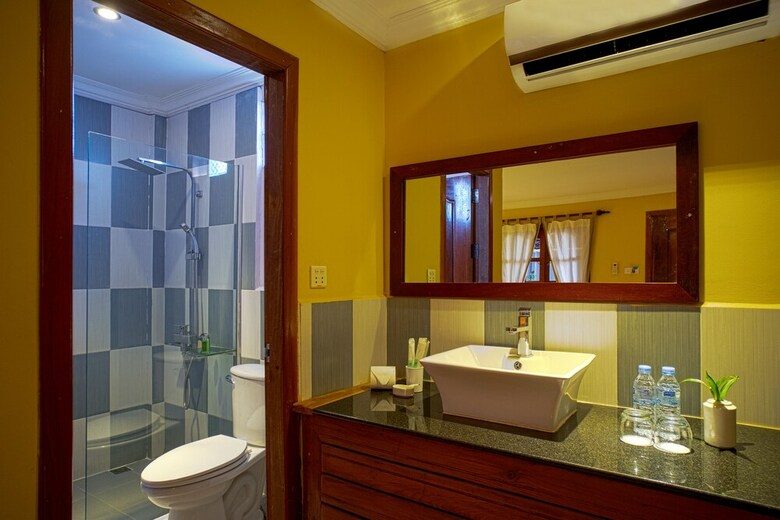 Villa D Riverside Boutique Hotel