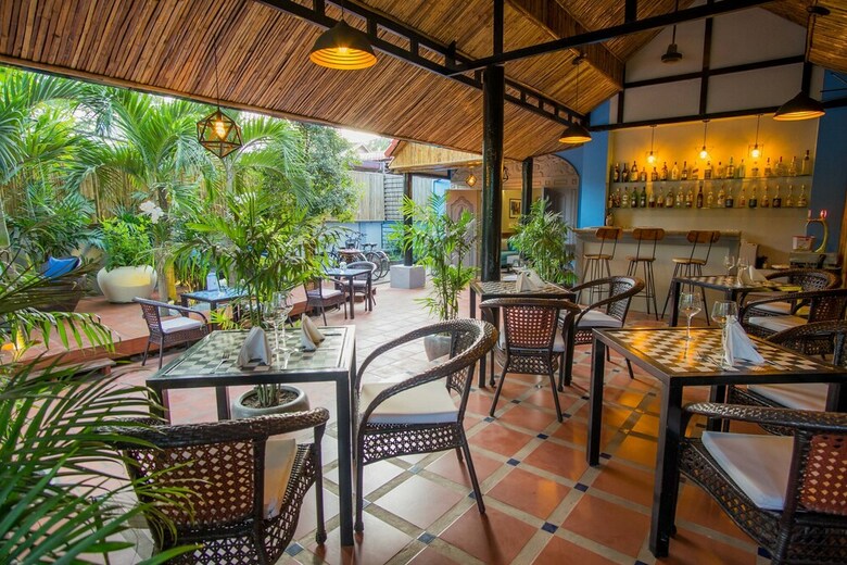 Villa D Riverside Boutique Hotel