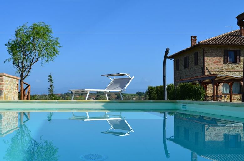 Bed & Breakfast Tuscan Style Eco-farm Molinaccio