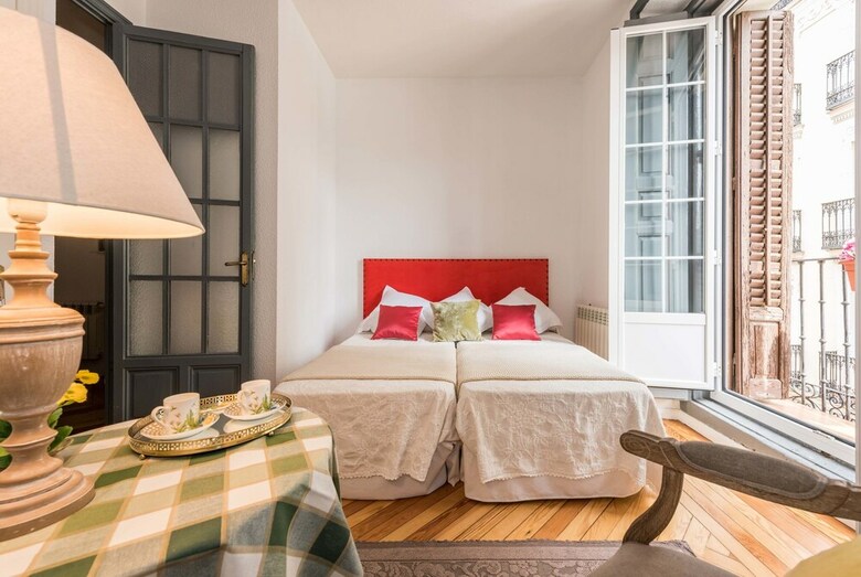 Apartamentos Plaza Santa Ana